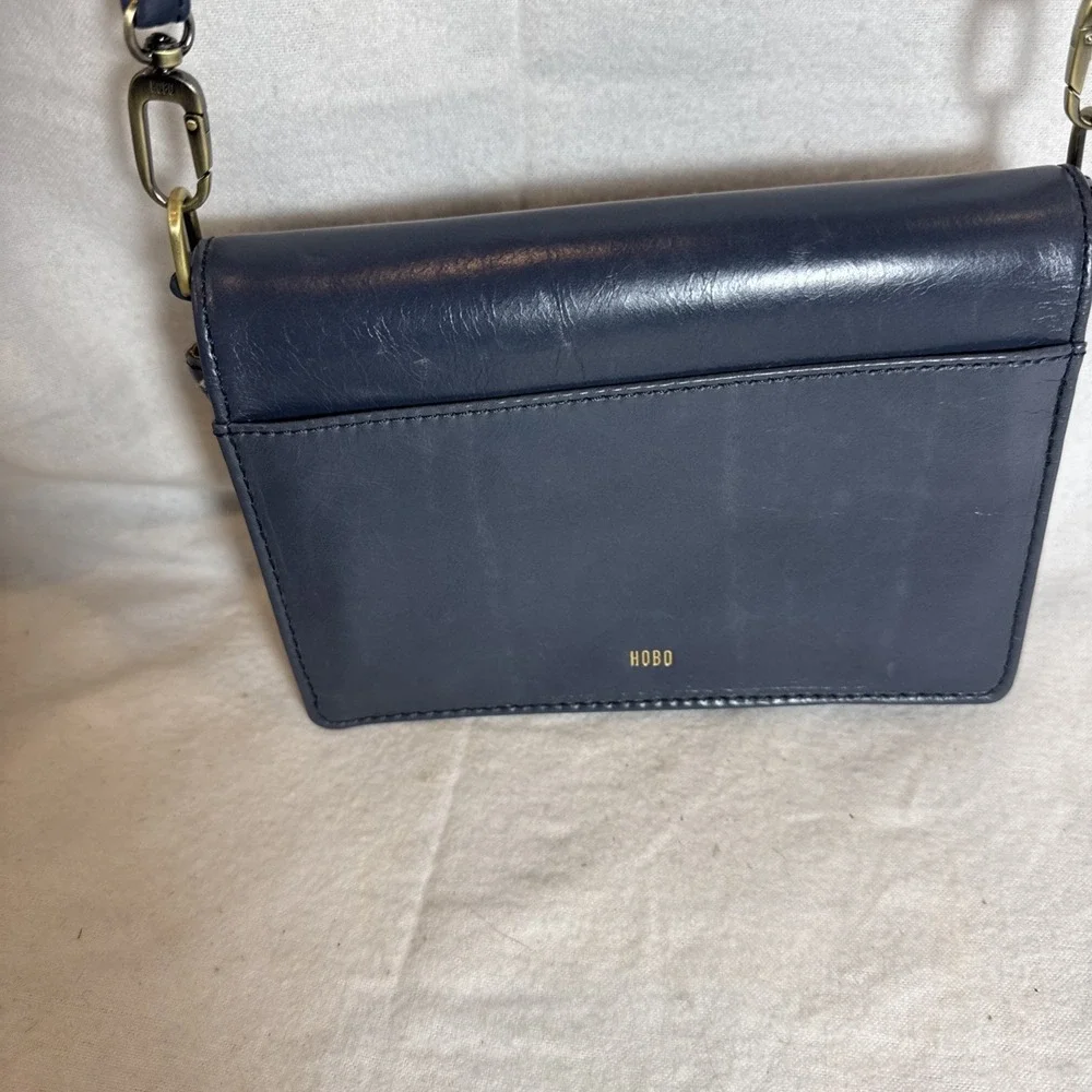 HOBO Jill Wallet Crossbody in Polished Leather -‎ Dark Blue With Dust Bag 7x5